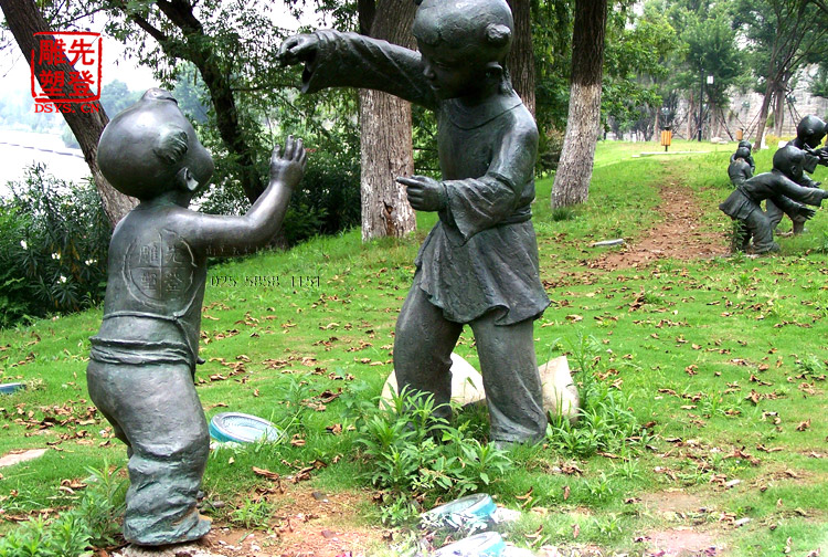 銅人物雕塑4.jpg 銅人物雕塑4.jpg